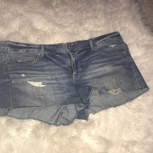 American Eagle shortie shorts